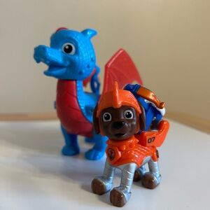 Paw Patrol Zuma Figure in Orange and Blue